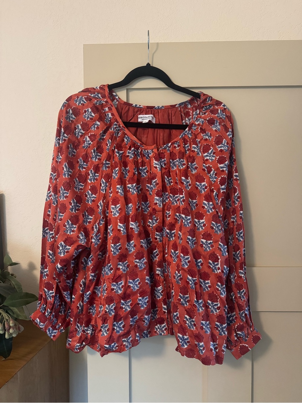 Block Printed Long sleeve top red floral L Emerson fry
